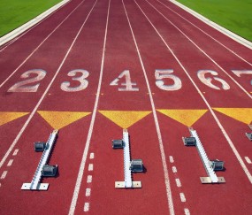 开云体育登录-F1新赛季揭幕战之夜，米切尔彻底打爆防线