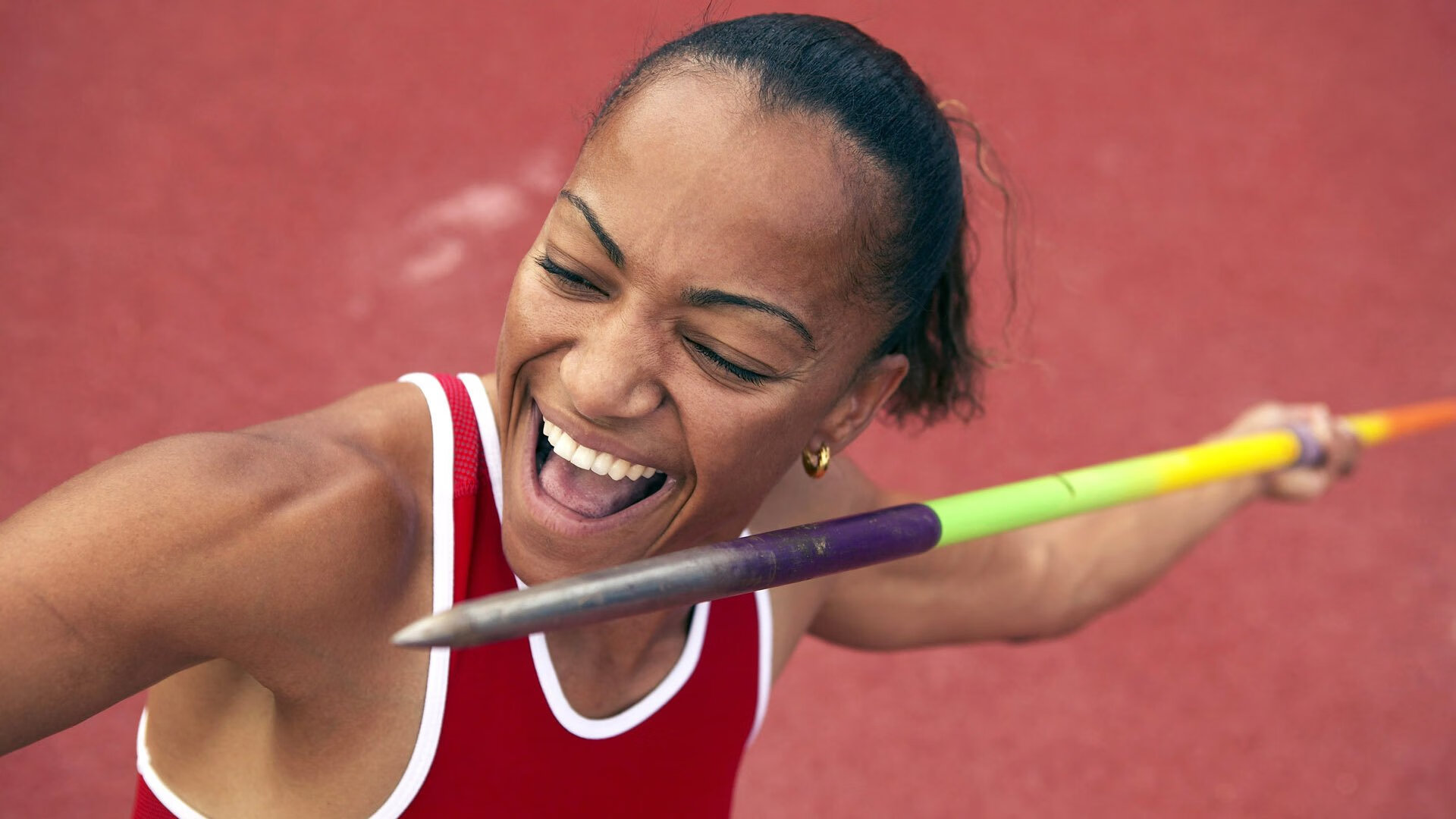 英超争冠之夜，凯恩主宰比赛走向，一个无冕者的终极加冕