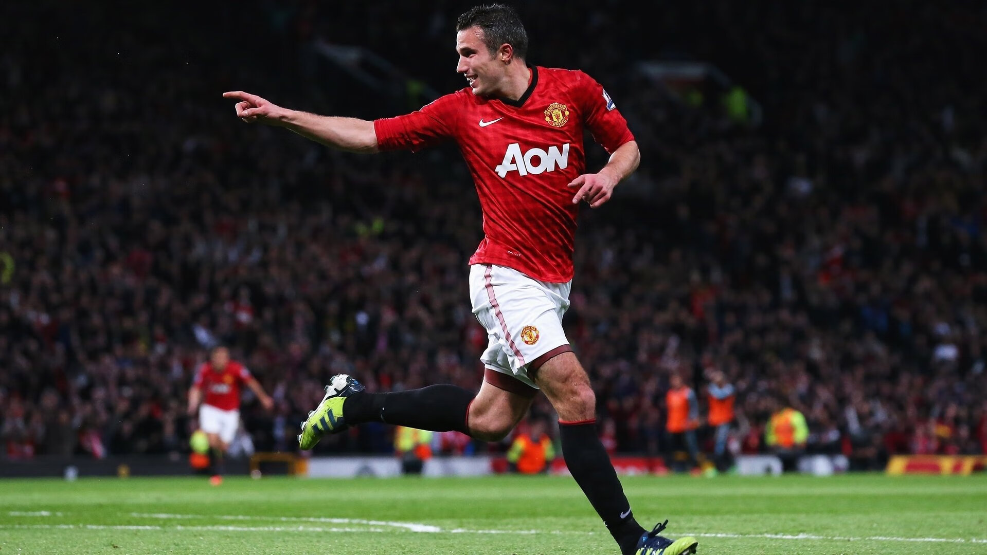 凯尔特人全面压制北京队，布克在英超争冠接管比赛