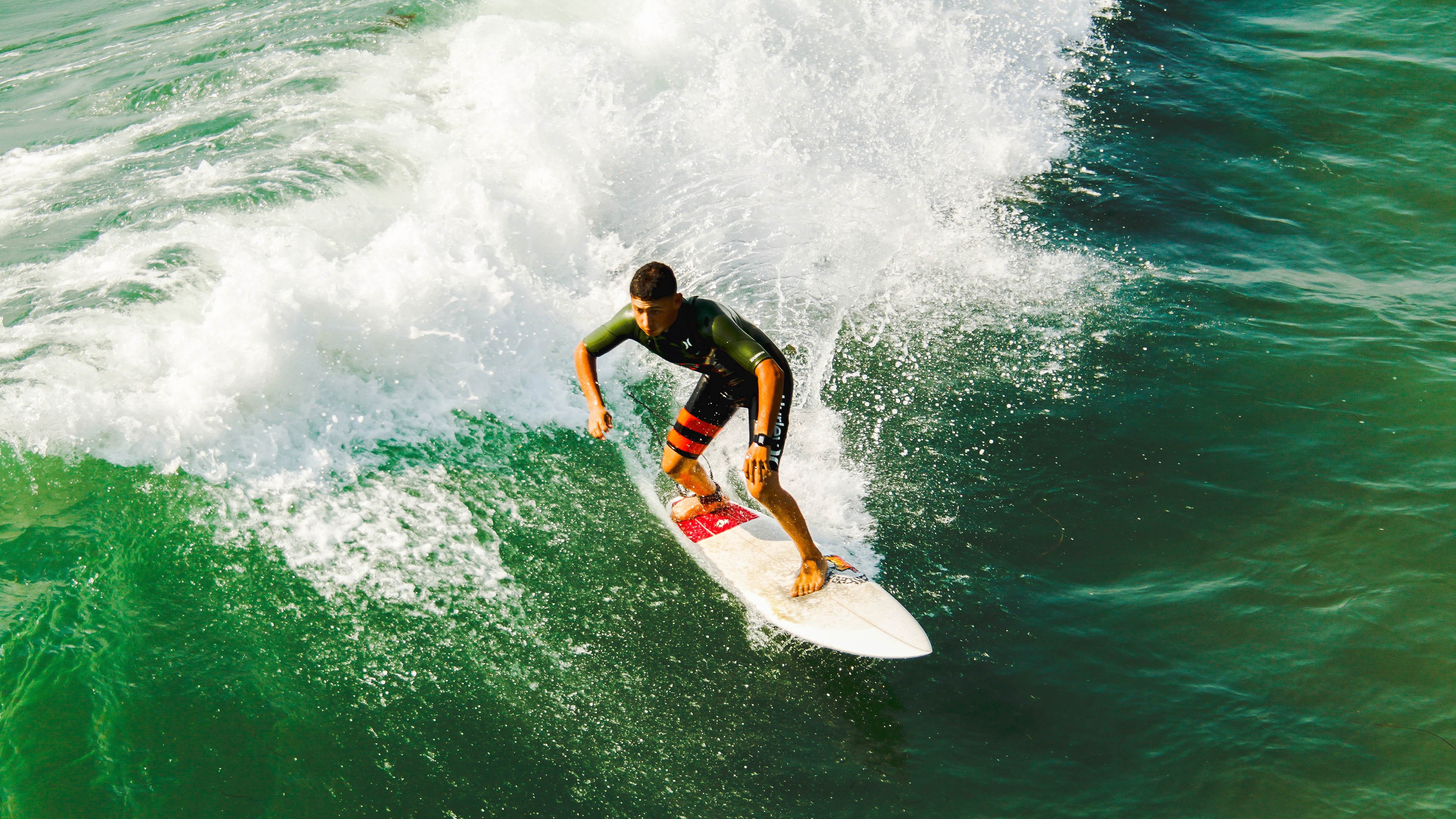 卡瓦哈尔爆发！那不勒斯全面压制贝蒂斯，战术革命悄然降临