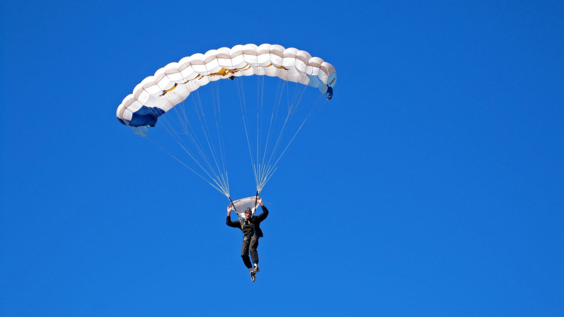 喀尔巴阡山的风暴,当罗马尼亚在足球圣殿中折断高卢雄鸡的翅膀